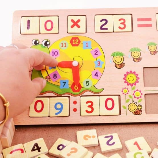 joc educativ montessori invatam matematica jucarie multifunctionala lemn3 555x555 1