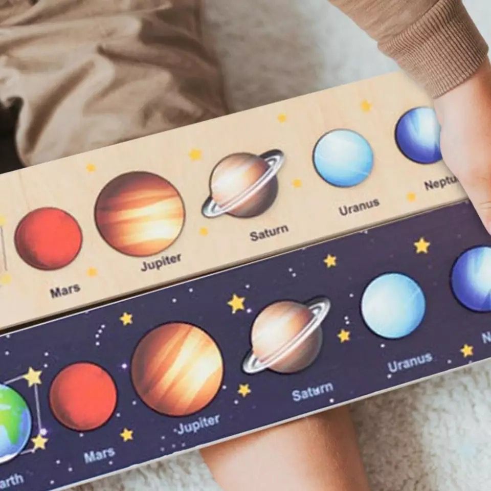 Puzzle lemn tip Montessori–Sistemul solar Allmati7
