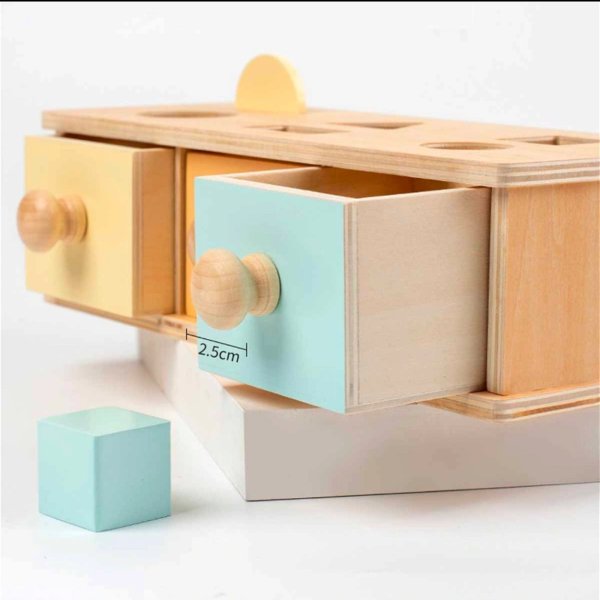 Jucarie Montessori din lemn sortarea formelor Allmati3