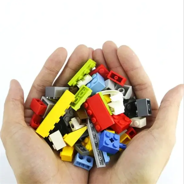 set 500 cuburi de constructie tip lego