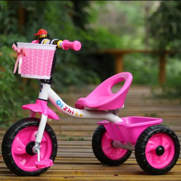 tricicleta roz