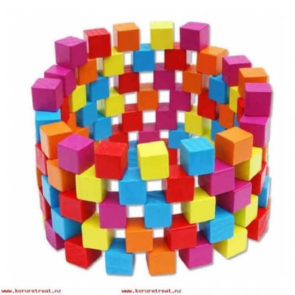 set de constructie 100 cuburi din lemn in culorile curcubeului 1